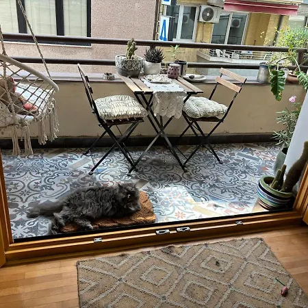 Lovely 1-bedroom In The Bohemian Center Üsküp