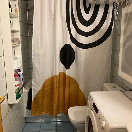 Lovely 1-bedroom In The Bohemian Center Daire
