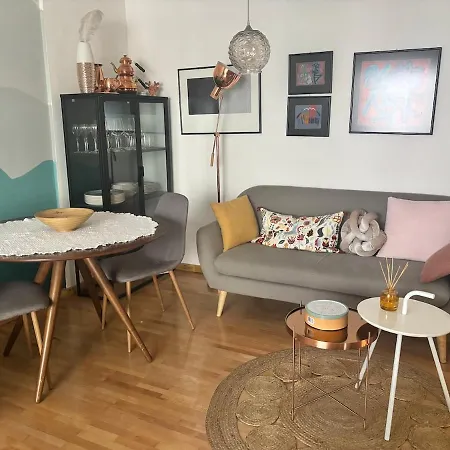 Lovely 1-bedroom In The Bohemian Center Daire Üsküp