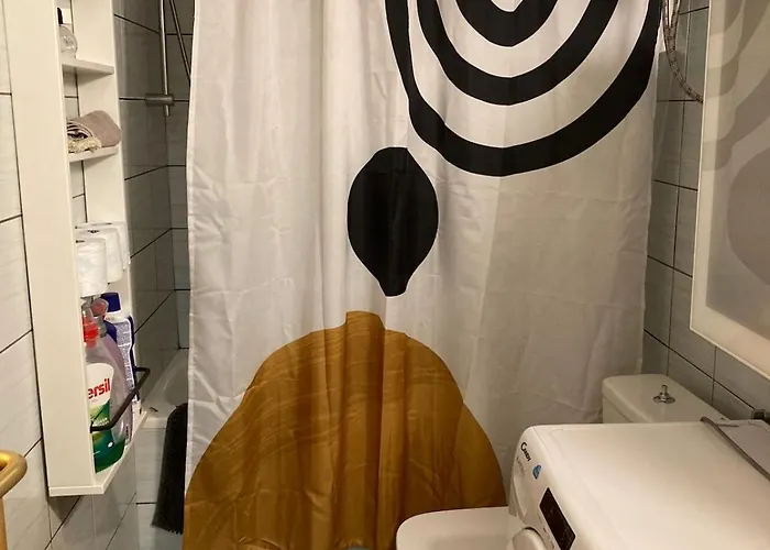 Central, Connected & Stylish Apartment